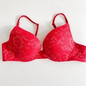 Victoria’s Secret Secret Embrace Bra
